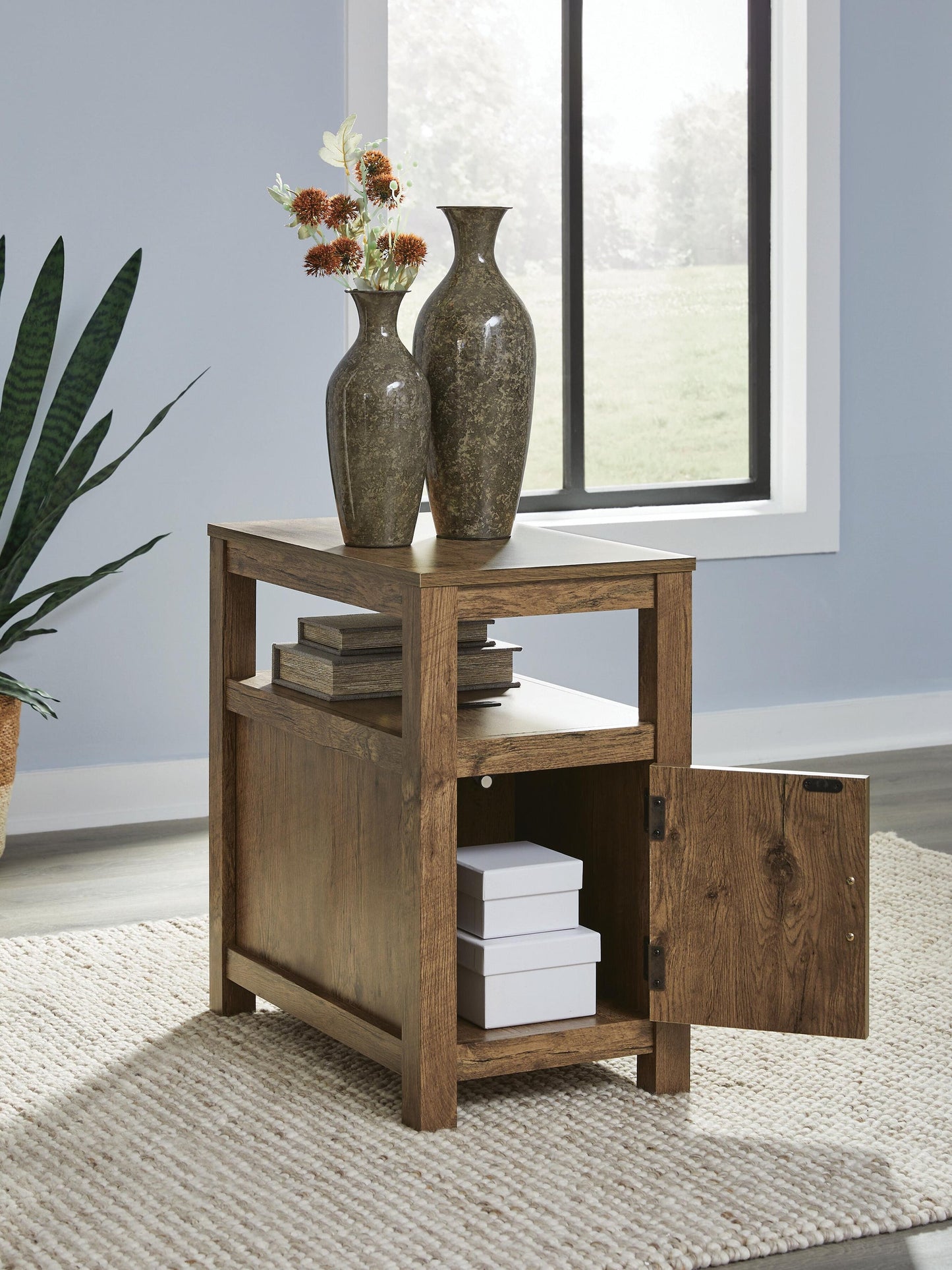 Fendenmore Chair Side End Table
