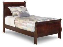 Load image into Gallery viewer, Alisdair Queen Sleigh Bed
