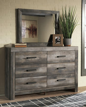 Load image into Gallery viewer, Wynnlow King Poster Bed with Mirrored Dresser, Chest and 2 Nightstands
