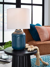 Load image into Gallery viewer, Gierburg Ceramic Table Lamp (1/CN)
